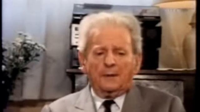 Emmanuel Levinas: Being in the Principle of War (English Subtitles) смотреть онлайн