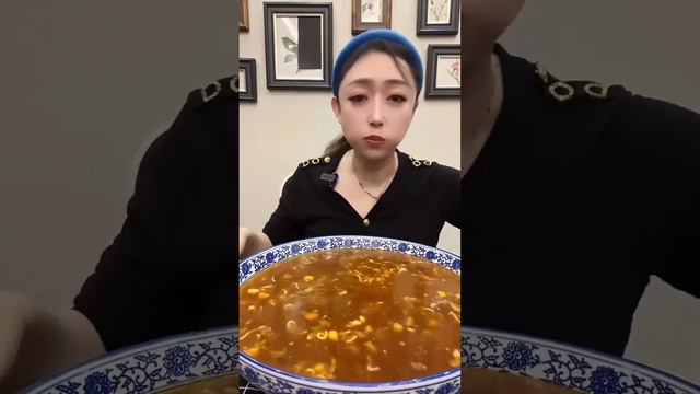 Китайцы едят на камеру / Асмр еда /Мукбанг. ??? смотреть онлайн