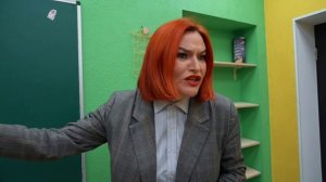 ЗЛОЙ ДОКТОР В КАМПУСЕ! ДЕВОЧКИ DOLLS НЕ ХОТЯТ ДЕЛАТЬ ПРИВИВКИ!