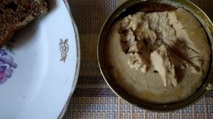 паштет из печени трески.