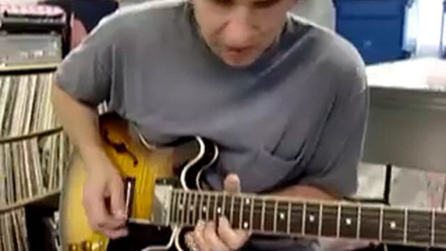 Gibson CS-336 смотреть онлайн
