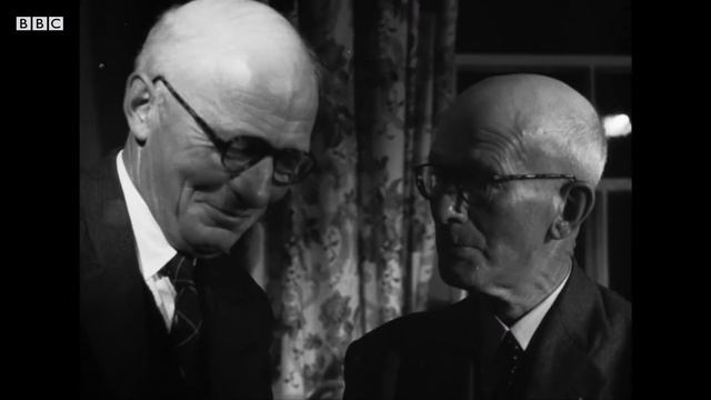 A Brief Journey - sailor's run ashore in 1954 to Plymouth, Dartmoor and Looe смотреть онлайн