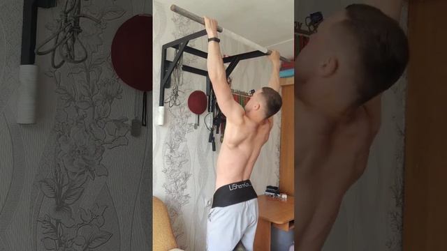 Дома тренирую только турник и брусья. Стритлифтинг смотреть онлайн