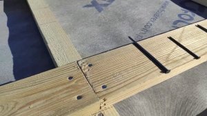 чем крепить обрешётку и контробрешетку к стропилам