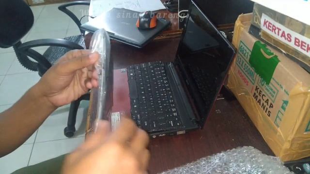 cara mengganti keyboard Acer Aspire One 532, 532h, D255, D257, D260, D270, 522, D522 смотреть онлайн