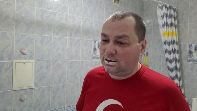 Мягкое бритье станком Восход в Старый новый год, мыло Табак, лосьон Флойд смотреть онлайн