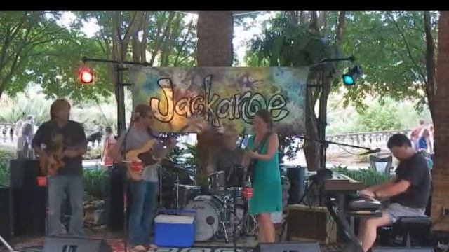 Jackaroe - Keep MOvin' by Chris Lawther смотреть онлайн