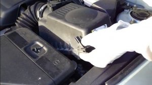 How to replace air filter Toyota Avensis. Years 2003 to 2009.