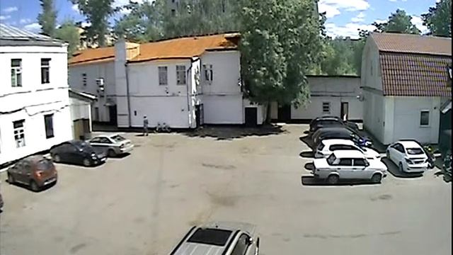 ActiveCam AC-A453IR2. Пример дневной записи смотреть онлайн
