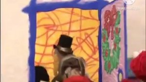 Elmo's World: Happy Holidays but it's only the scenes with the carollers