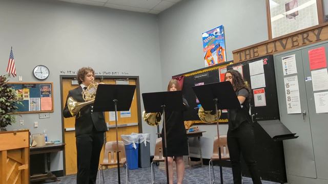 Freshmen French Horn Trio смотреть онлайн