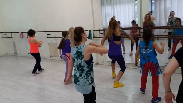 ZUMBA Burgas with Gery - Fetty wap - Trap Queen (kizomba Remix by Dj Anilson) смотреть онлайн