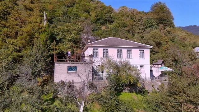 Продается дом в Ортабатуми  с видом на горы большой фруктовый сад 8000 м2