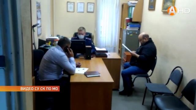 Мурманский участковый вместе с подельником попытался завладеть чужим автомобилем смотреть онлайн