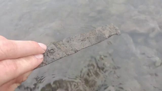 Металлическая река! Железо в реке! Пошёл за водой, нашел железо! Metal River!