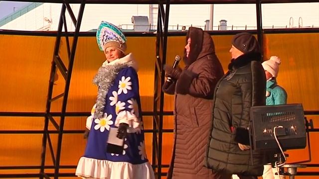 Официальное открытие ледового городка в Шарыпово смотреть онлайн