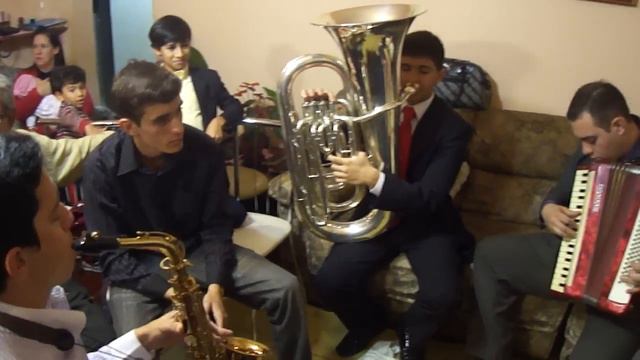 TOCATA MAIRINQUE (HINO 9) смотреть онлайн