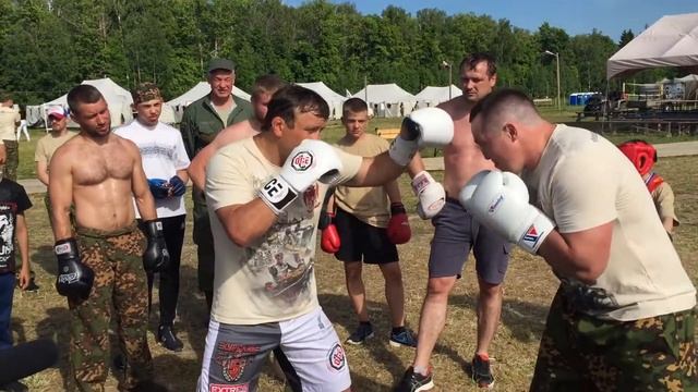 Мастер-класс от Чемпиона Мира по боксу Дениса Лебедева. смотреть онлайн