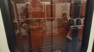 Невско - Василиостровская линия метро. Рыбацкое - Беговая. На "Неве"