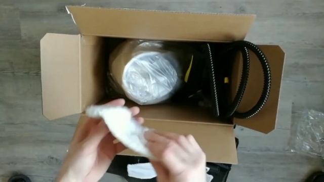 Parní čistič Kärcher SC 2 Deluxe EasyFix Unboxing смотреть онлайн