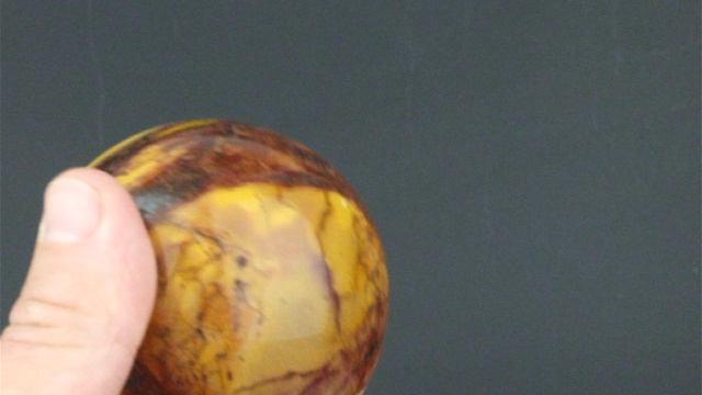 Шар из Яшмы Мукаит (Австралийская яшма) диаметр 71 мм 465 грамм // 661nk смотреть онлайн