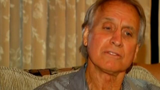 Angelina Jolie's aunt dies of breast cancer смотреть онлайн