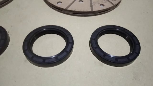 Комплект для ремонта тормозных дисков ЮМЗ. Новый комплект. смотреть онлайн