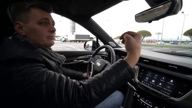 Cadilac XT6 - люксовый 7-ми местный автомобиль