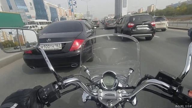 Bajaj avenger 220 cruise. по пробкам, быстро и с ветерком смотреть онлайн