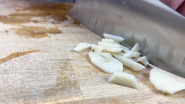 Красота! Маринованный сыр Фета в масле с оливками и чесноком смотреть онлайн