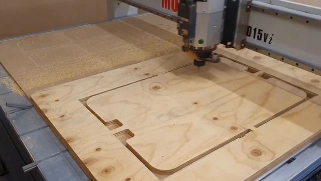 Multicam CNC Router - Plunge Router Guide Fabrication смотреть онлайн