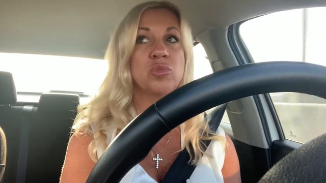 Нужно ли слушать мнение окружающих смотреть онлайн