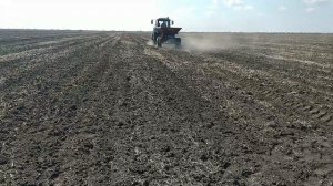 Внесение удобрений РУМ-4 и культивация под сою