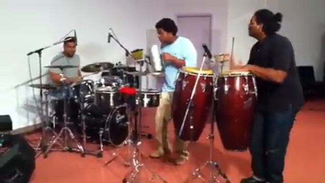J.A.S. Merengue End of 2011 Guira Congas Piano Drums смотреть онлайн