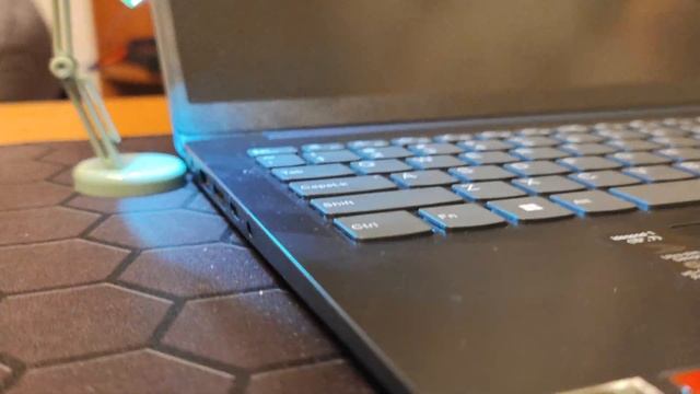 Low-Cos ,Cheap laptop, Student Laptop ,Under $400, Long battery life ,entry-level,Lenovo IdeaPad 1 смотреть онлайн