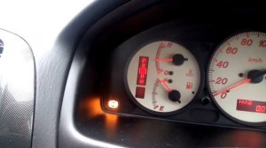 Mazda familia мигает АТ