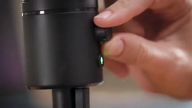 Razer Seiren X HD USB Studio смотреть онлайн