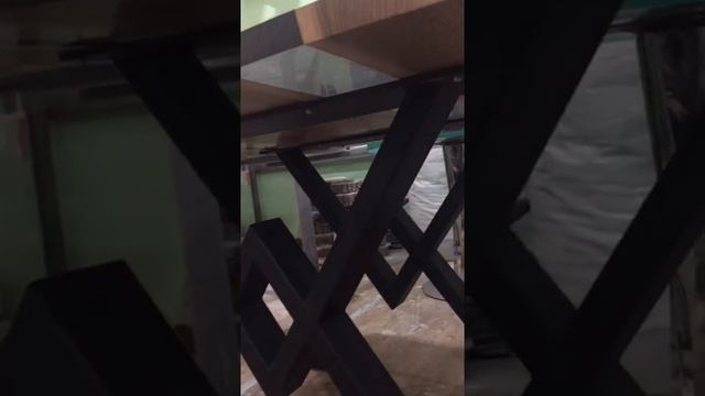 Обеденный стол из слэба и смолы "Домбай" смотреть онлайн