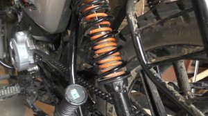Натягиваем цепь Баджаж Боксер BM150X. Смазка и чистка цепи Badjaj Boxer