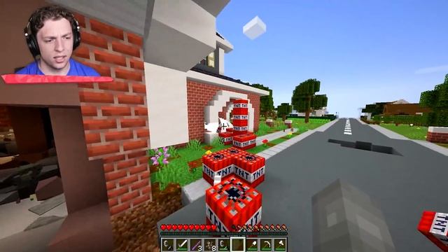 We Added REAL LIFE PHYSICS To Minecraft! смотреть онлайн