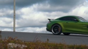 МЕРСЕДЕС ДЛЯ ТЕХ, КТО ХОЧЕТ ОГНЯ! Тест драйв и обзор Mercedes AMG GT-R
