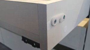 Замок для трех ящиков с направляющими скрытого монтажа.