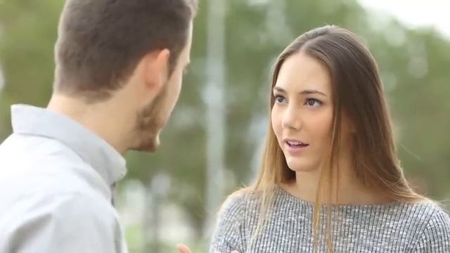 Эту маленькую собачку посадили на гигантскую цепь и вот почему смотреть онлайн
