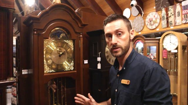 What To Look For In A Grandfather Clock | Buying Guide For Grandfather Clocks
