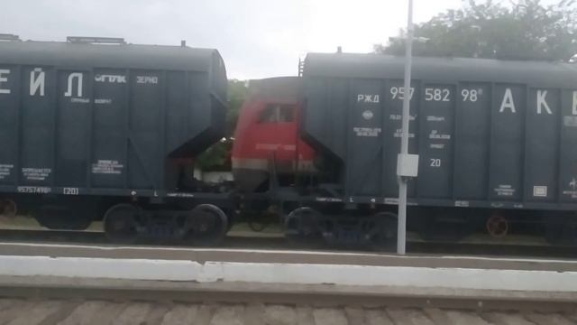 Тепловоз 2ТЭ25Км резервом смотреть онлайн