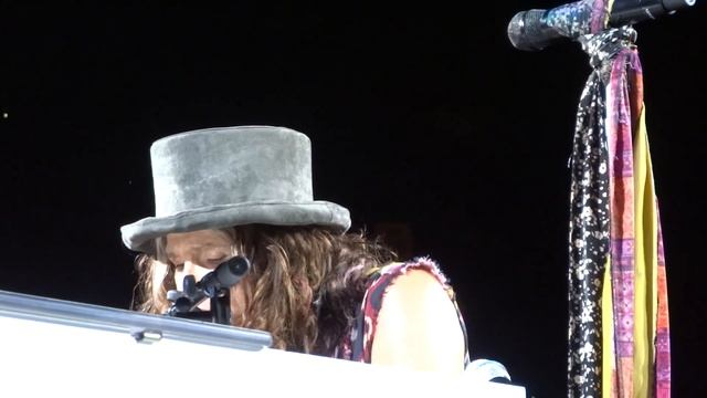 Aerosmith 'Dream On' at Oracle Arena in Oakland on 8/4/12 смотреть онлайн