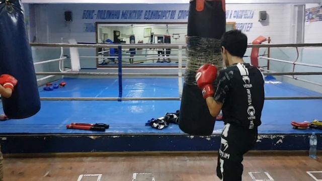 Бокс школа 12 TJK смотреть онлайн