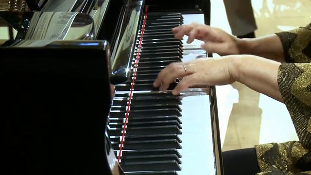 Schumann Piano Quintet in E flat major op.44 (III) смотреть онлайн