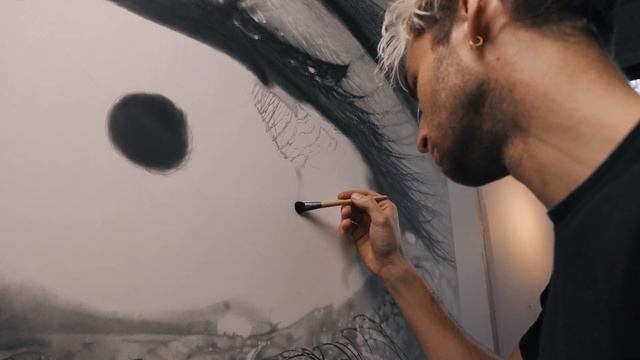 Drawing an Eye 364 X Larger Than Life with Only Pencil. смотреть онлайн
