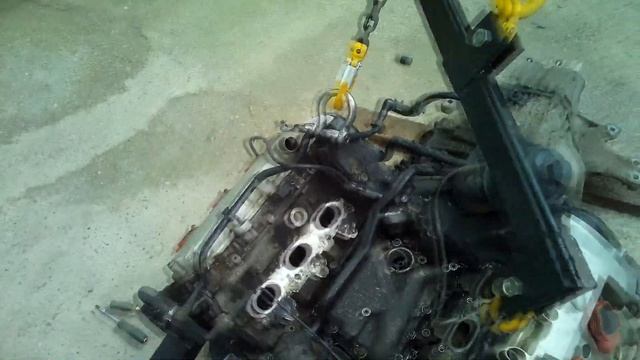 Как отсоединить АКПП от двигателя на Ауди А6 С6 Bdw 2.4 (Замена цепи ГРМ)